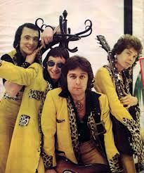 Mud’s “Tiger Feet”: The Glam-Rock Hit That Made Britain Dance