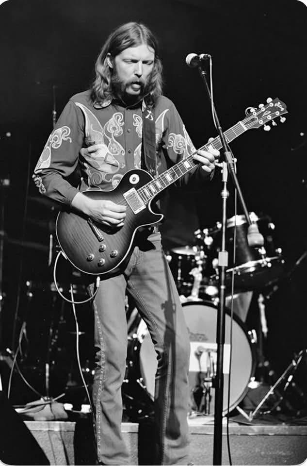 The Late-Night Session That Put Duane Allman Inside “Layla”