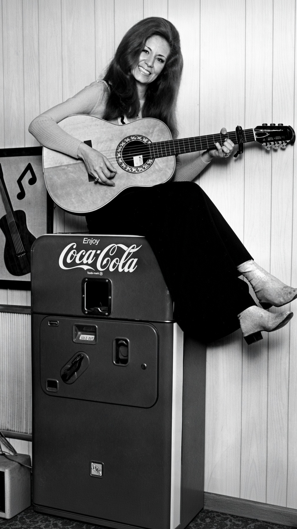Dottie West’s “Here Comes My Baby”: The 1964 Breakthrough That Made Grammy History