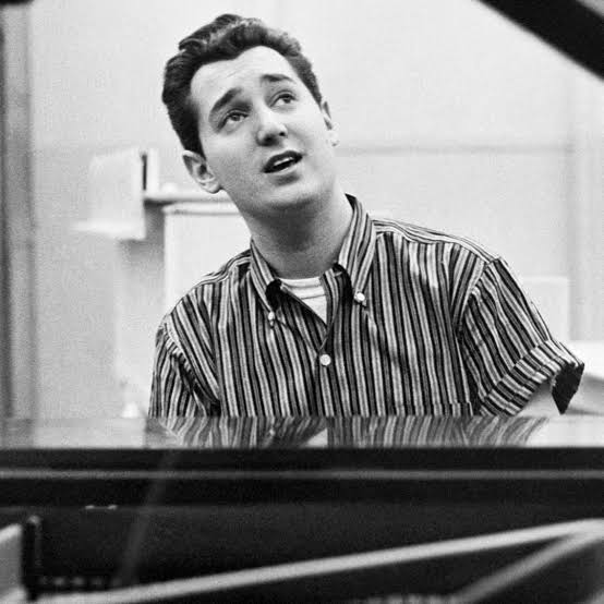 1962 — Neil Sedaka Made Heartbreak Sound Almost Happy. Why Did He Return Years Later and Slow the Same Song Down?