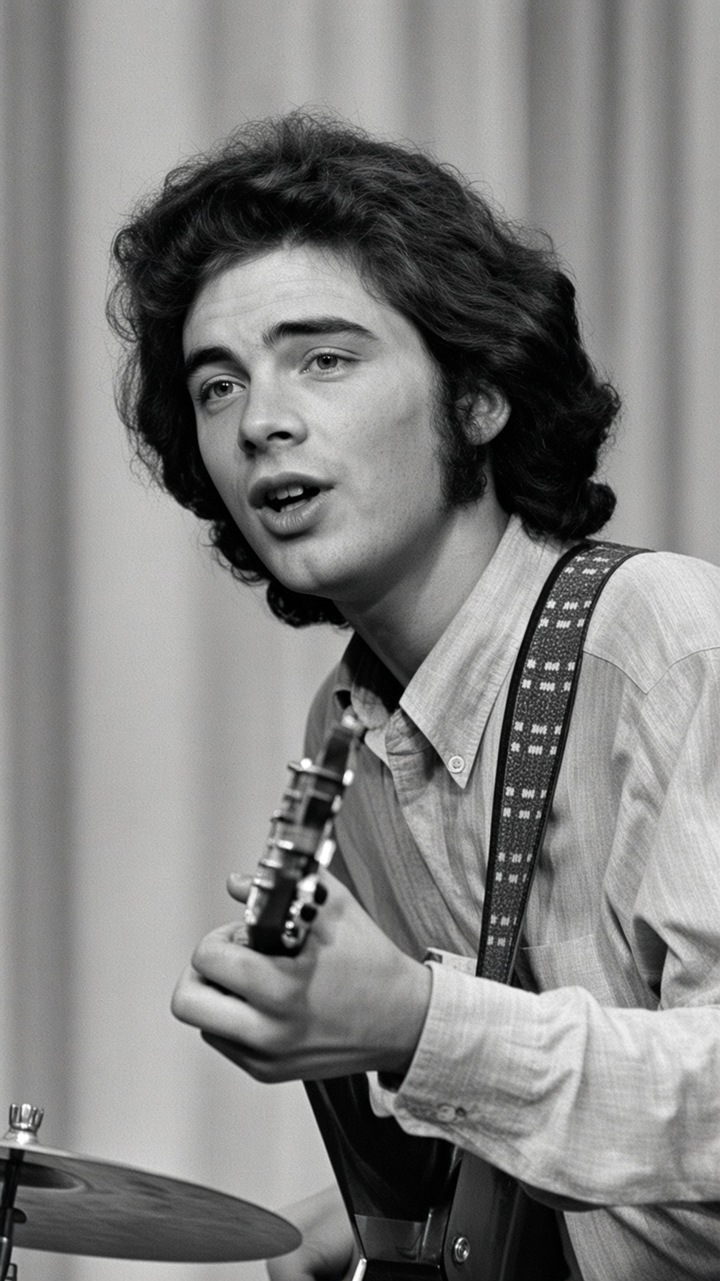 The Psychedelic Pioneer Who Fought His Way Back to the Stage