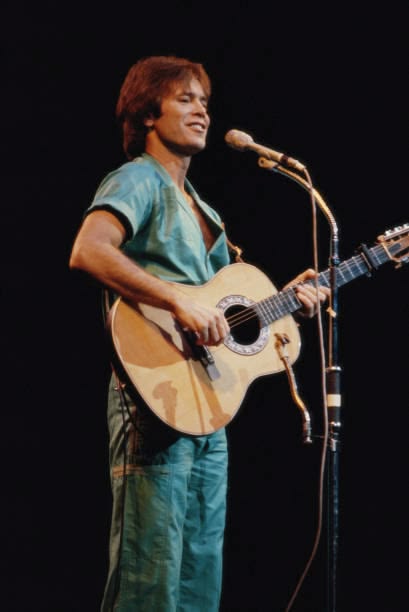 Cliff Richard’s “The Young Ones”: The Song That Captured the Spirit of a Generation