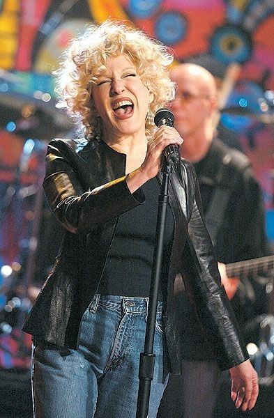 Bette Midler Thought “Wind Beneath My Wings” Was Almost Too Sentimental—Then It Became the Biggest Hit of Her Career