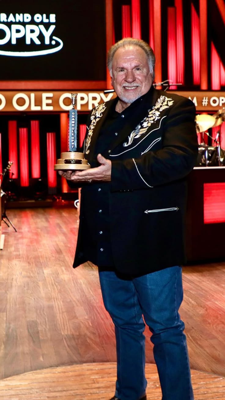 The Sensual Country Hit That Changed Gene Watson’s Life