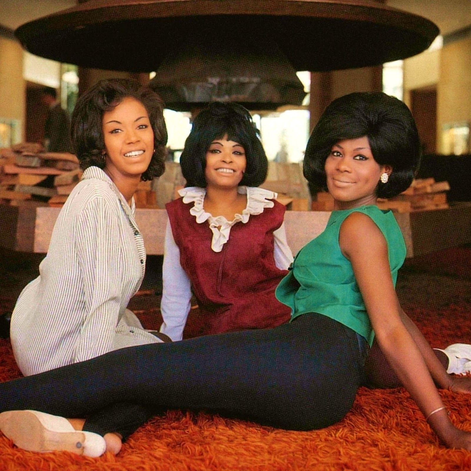 The Teenage Songwriter Who Left Before Her Own Love Story Made Motown History