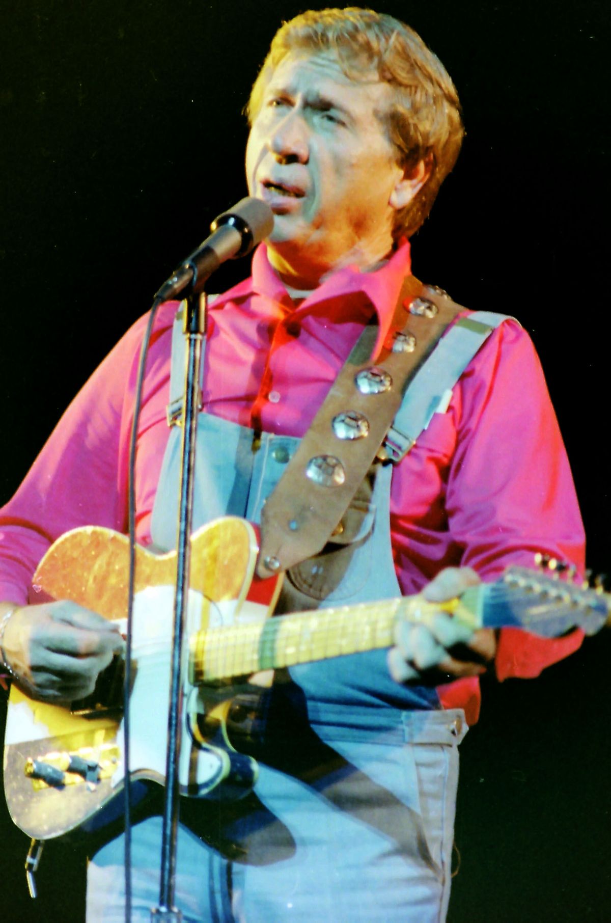 The Unexpected Song That Took Buck Owens Back to No. 1