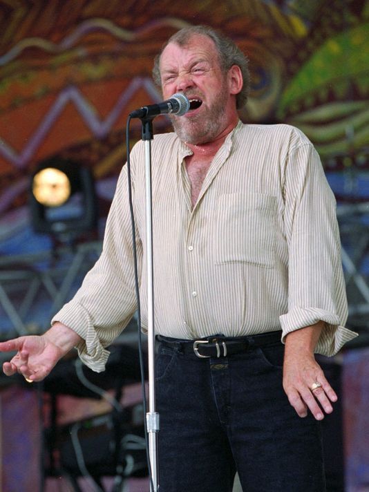 The Song That Turned a Simple Love Ballad Into Joe Cocker’s Signature