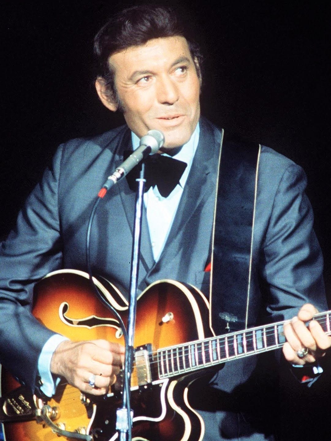 The B-Side That Became a Rock ’n’ Roll Classic