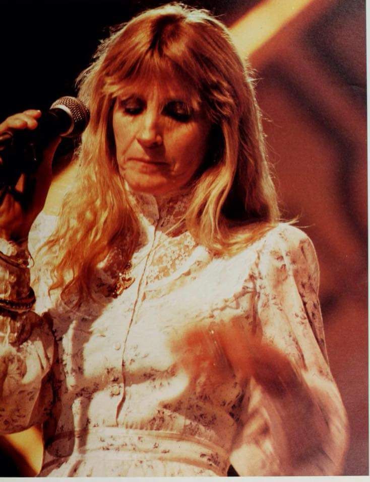 Skeeter Davis’ “The End of the World”: The Heartbreak Song That Made the World Feel Suddenly Empty