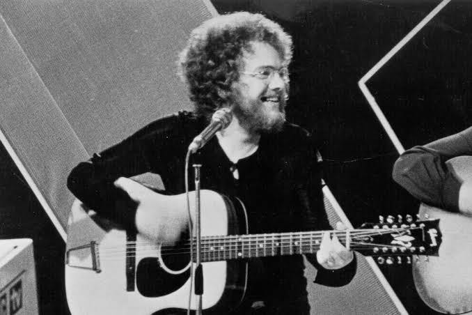 Gerry Rafferty Was Stuck in Legal Limbo and Sick of the Music Business. Then a Saxophone Riff Turned His Disillusionment Into One of the 1970s’ Most Recognizable Records