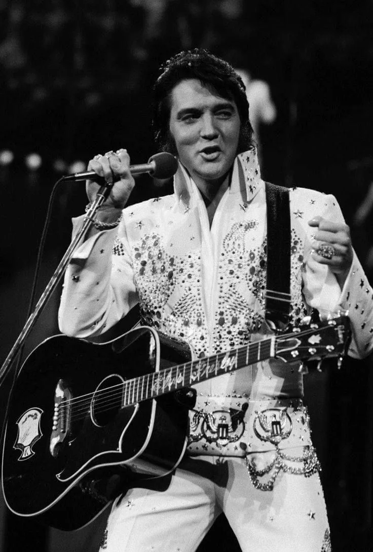 Elvis Presley in 50 Distinct Long-Form Angles, From Tupelo to the Reinvention of His Voice