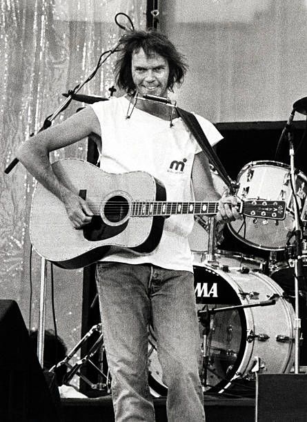 Neil Young — image 1