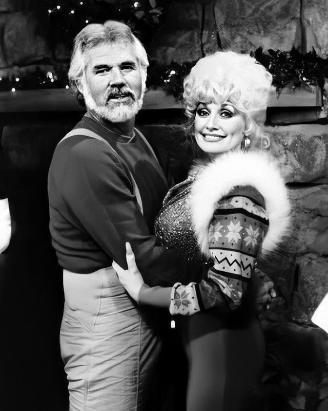 The Catchy Duet That Grows More Vulnerable With Every Hand-Off