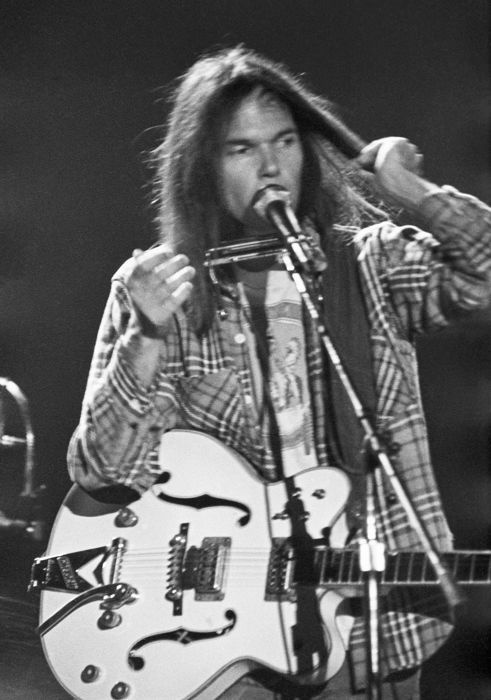 Neil Young — image 1