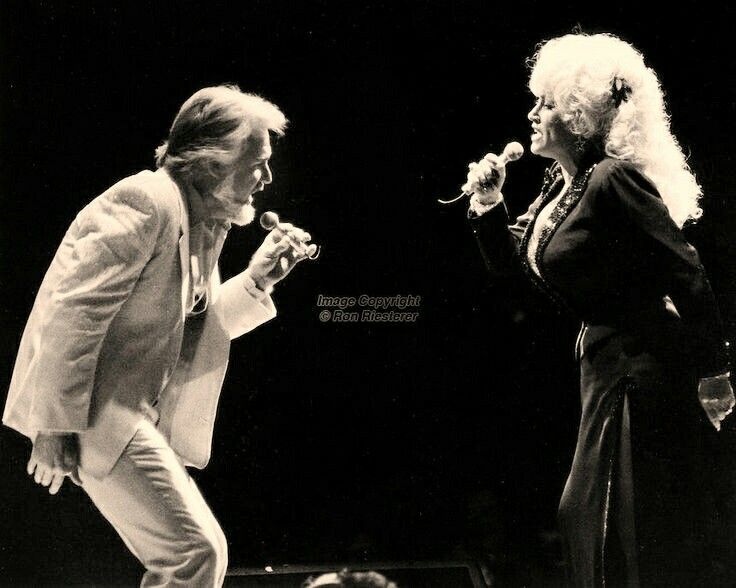 The High-Stakes Reunion Behind Dolly Parton and Kenny Rogers' 1985 Real Love