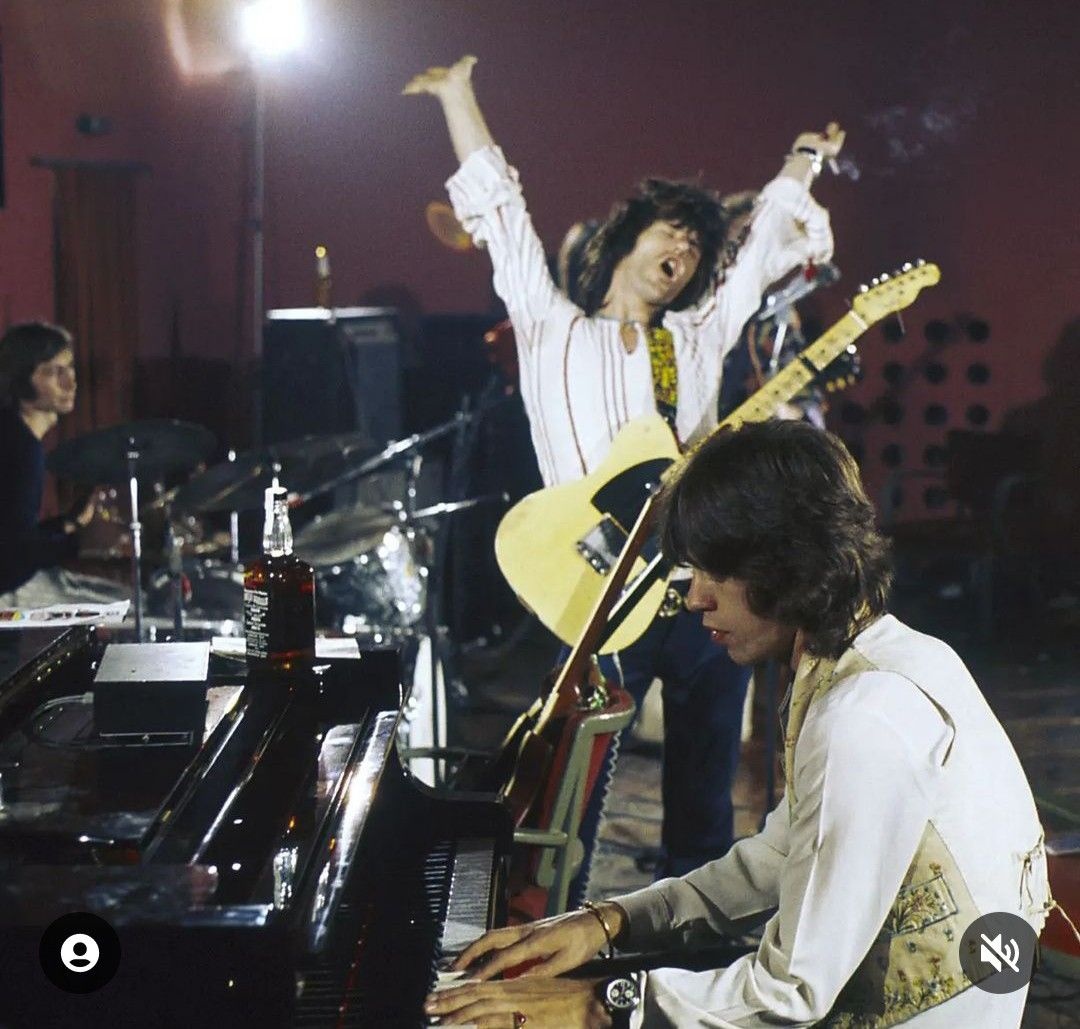 A Brazilian Ranch Gave Them a Country Song. A Cowbell Turned It Into a Rock Hit