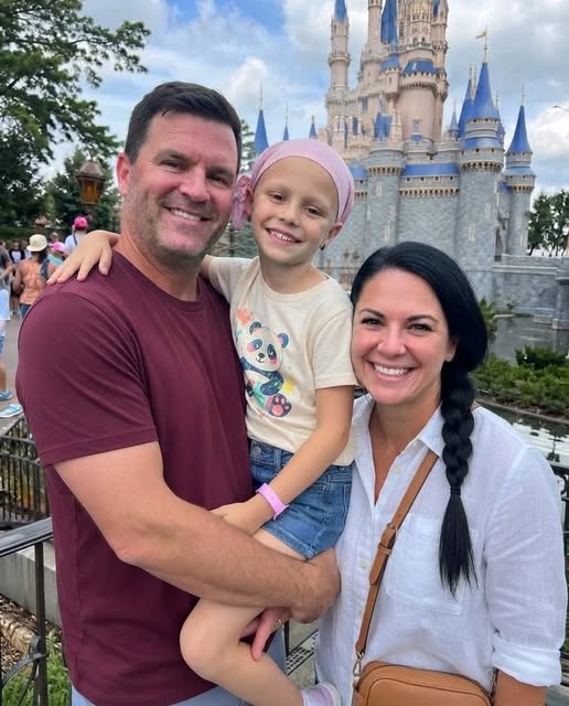 The Envelope at Checkout — My Husband Hid the Truth About Our Daughter’s Dream Vacation