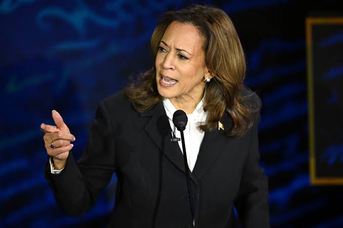 A BRUTAL CONFRONTATION — Why Kamala Harris Just Blamed Donald Trump For Today's Unprecedented National Crisis