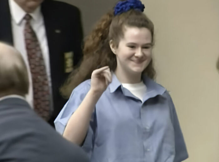 A DEVASTATING POLL BOMBSHELL — Most Americans Reject a Second Execution Attempt as Christa Pike’s Survival Fuels a National Death Penalty Debate