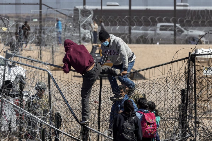 “THE ENTIRE WORLD WILL POUR IN” — Trump’s Chilling Border Warning Reignites America’s Immigration Showdown