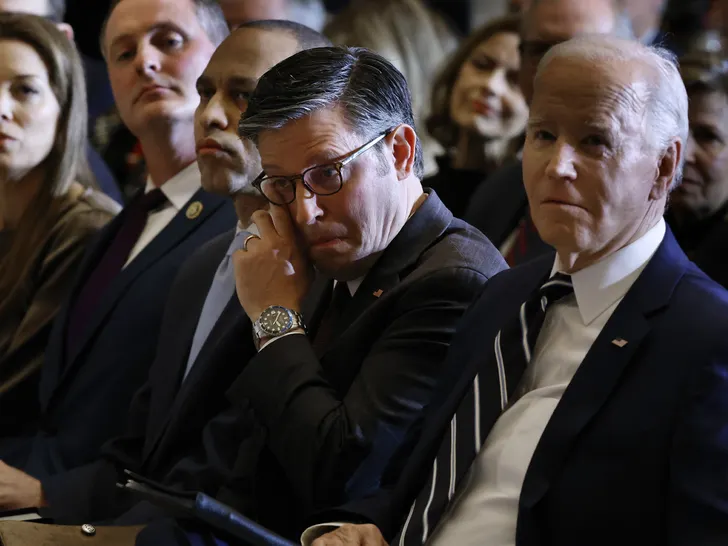 A DEVASTATING COUNTDOWN? — Mike Johnson Faces a New Leadership Showdown as Republicans’ Political Future Hangs in the Balance