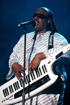 Stevie Wonder Wrote “Sir Duke” as a Tribute to a Legend — Then Created One of His Brightest Hits