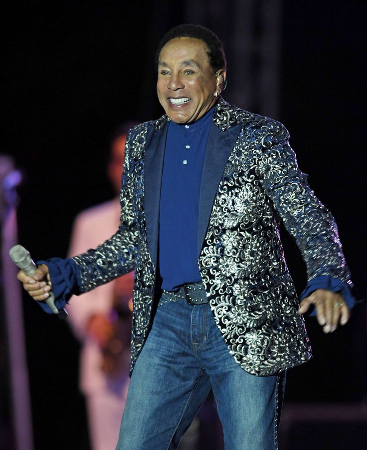 Smokey Robinson Hid Heartbreak Behind a Smile — Then Created “The Tracks of My Tears”