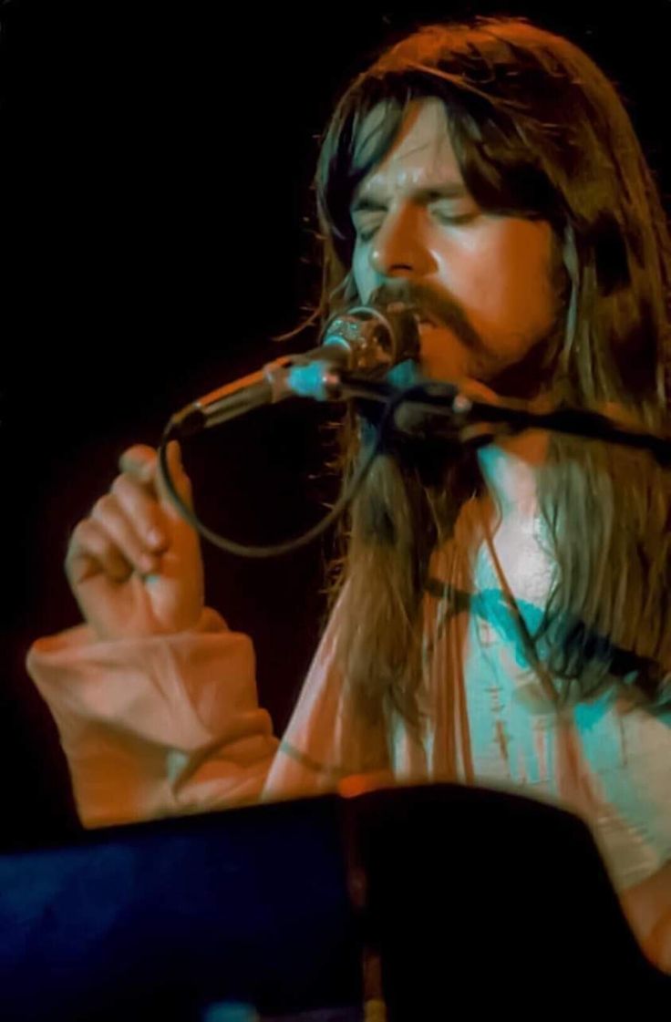 Bob Seger Looked Back at Getting Older — And “Against the Wind” Became One of His Most Personal Songs