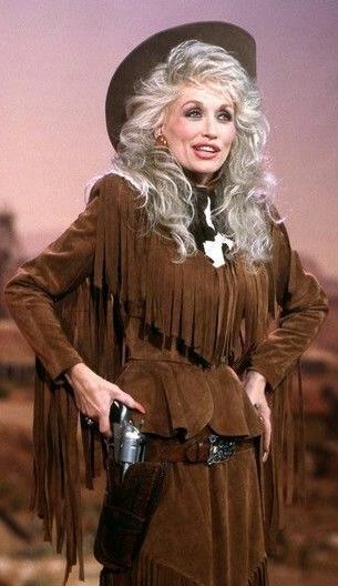 Dolly Parton Knew Real Love Wasn’t Always Pretty — So in 1972, She Wrote About What Happens After the Fight
