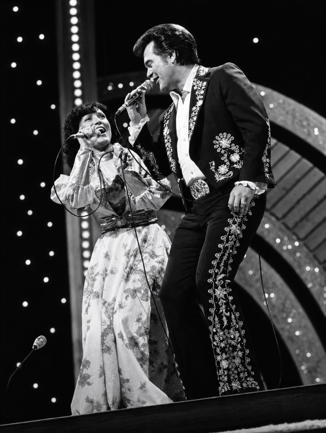 When Conway Twitty And Loretta Lynn Sang Together Country Music Stopped Feeling Like Performance And Started Feeling Personal
