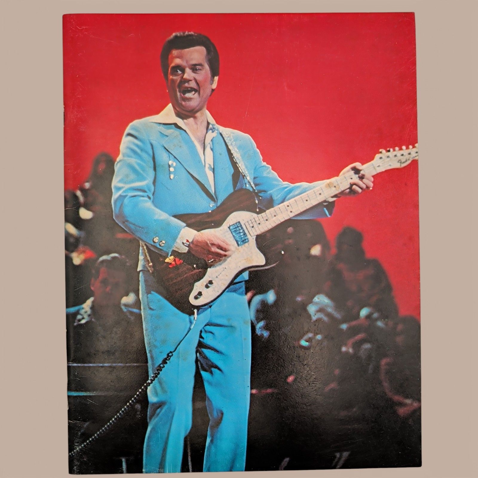 SOLD FOR A FRACTION: THE SAD FATE OF CONWAY TWITTY’S MULTI-MILLION DOLLAR EMPIRE