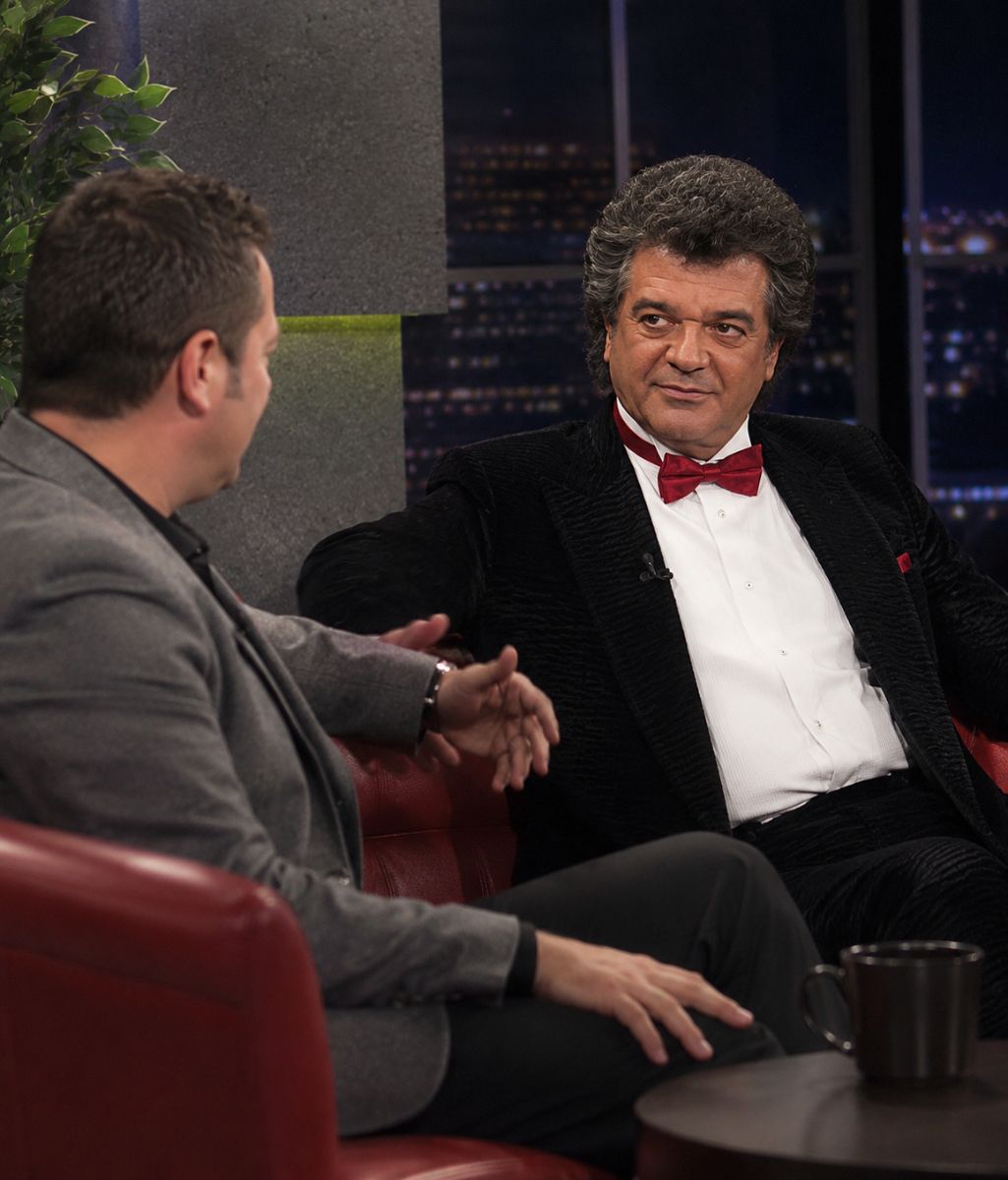DECADES LATER, FANS ARE STILL STUNNED by the emotional honesty in Conway Twitty’s unforgettable interview with Bill Welychka — a conversation filled with laughter, rare memories, and confessions no one saw coming.