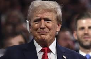 OMG: Donald Trump Caught in a Powerful Silent Moment in Washington 😲see more...