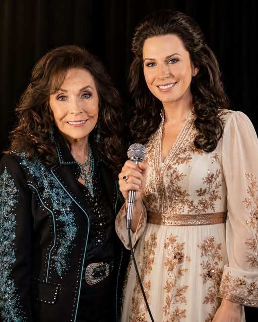 The Week America Finally Understood What Loretta Lynn Had Been Saying All Along