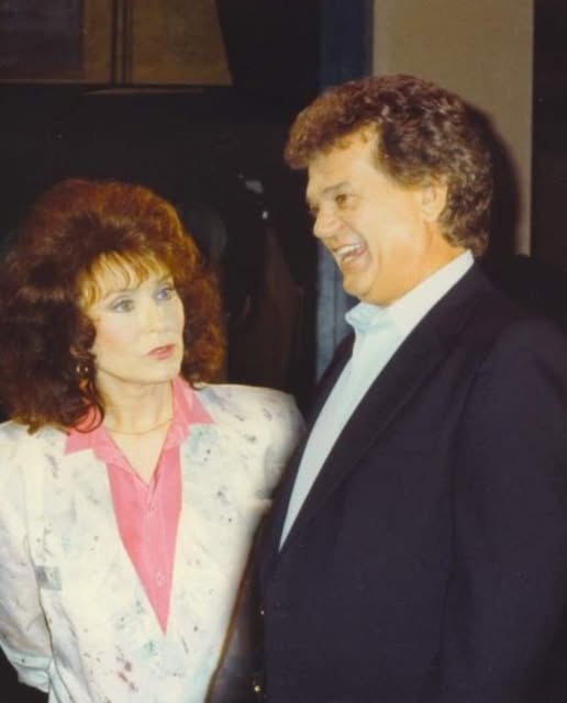 Half As Much – Loretta Lynn And Conway Twitty