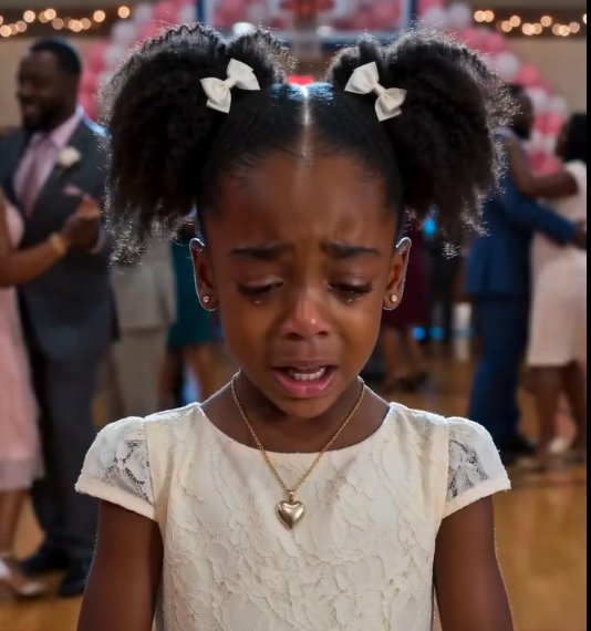 Classmates snickered at a 7-year-old girl just because her father couldn't come to the father-daughter dance 😢