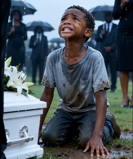 **The funeral was disrupted by a scream that shattered the silence of the d*ad…