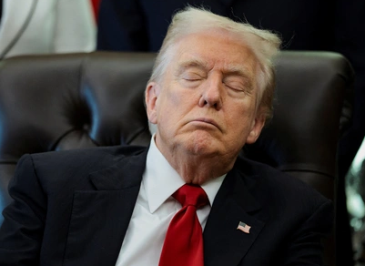 OMG Trump’s Quiet Moment in Washington: A Pause That Spoke Volumes