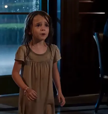 THE ICE-COLD BILLIONAIRE MOM WHO TRIED TO KICK OUT A WET STREET KID