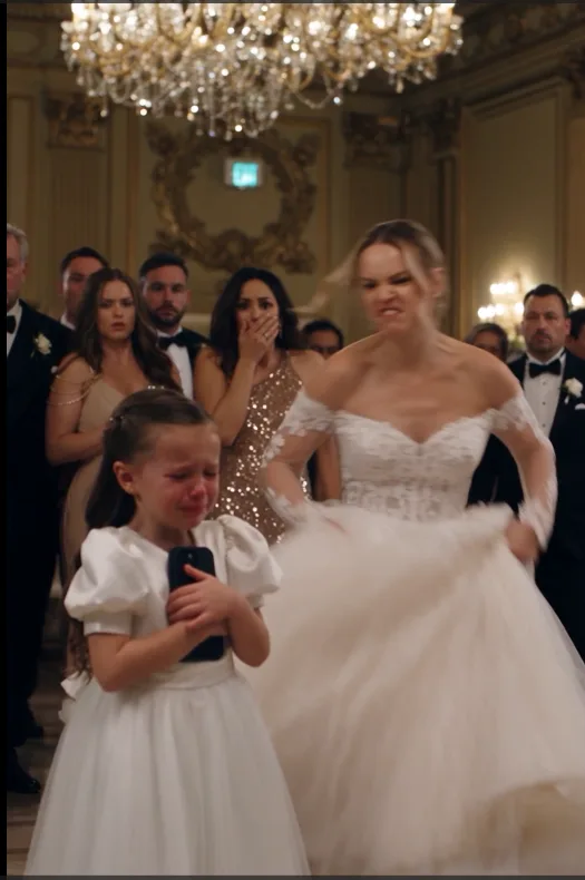The Little Girl Stopped the Wedding With One Photo