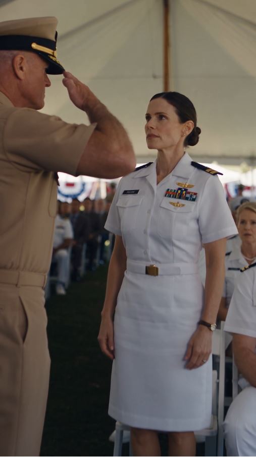 I Sat Quietly While My Family Humiliated Me at My Brother’s Trident Ceremony—Then the Entire Tent Fell Silent When the Commander Saw Me.