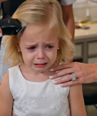 “I Trim My Pets All the Time.” She Humiliated His Little Daughter—Then Her Fiancé Took Off Her Engagement Ring