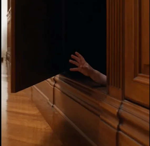 The engagement reception was still in full swing when a housekeeper lost control of a heavy banquet box.