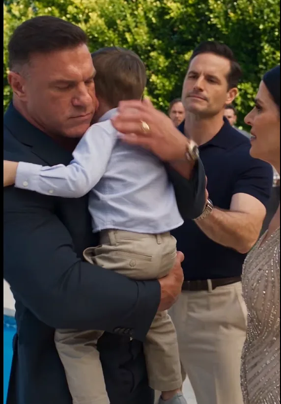 At Leo Moretti’s private birthday pool party, Evelyn suddenly struck the four-year-old hard enough to send his blue cupcake across the patio.