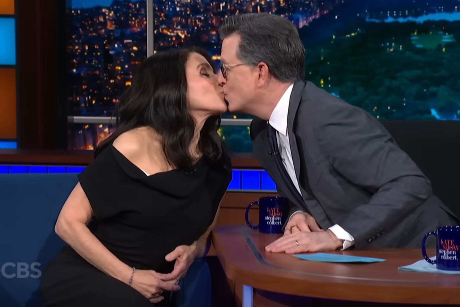 Stephen Colbert Left Speechless After Julia Louis-Dreyfus Turns Late Night Chaos Into TV Gold