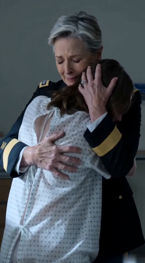 “Mom, you need to come… my husband’s family hurt me.” A U.S. Navy Captain raced to the emergency room to shield her daughter. But when one of the state's most powerful political dynasties attempted to bully her into submission, they discovered too late that they had cornered the wrong mother.