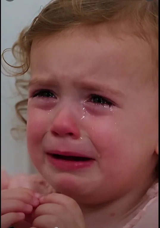 THREE HOURS BEFORE MY WEDDING, I HEARD MY FOUR-YEAR-OLD DAUGHTER SCREAMING, “MOMMY! PLEASE!”