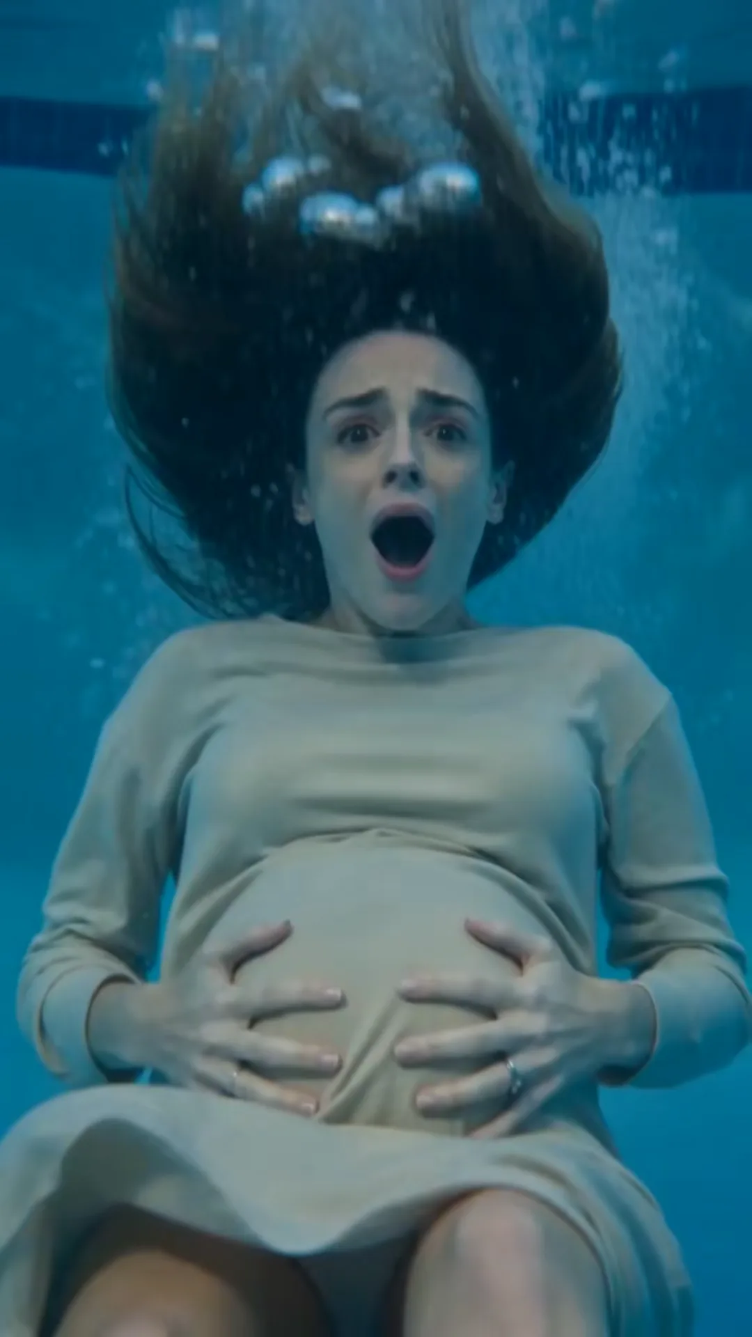SHE PUSHED HER PREGNANT SISTER-IN-LAW INTO THE POOL—THEN HER BROTHER DISCOVERED WHAT SHE WAS HIDING