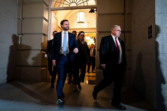 THROW THEIR A*SES IN PRISON' - JD Vance Looks Into Cameras