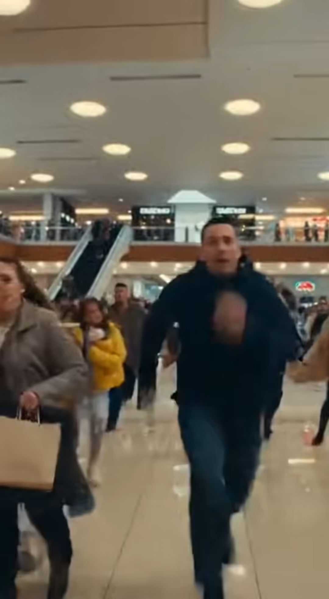 The Day the Mall Lost Its Mind